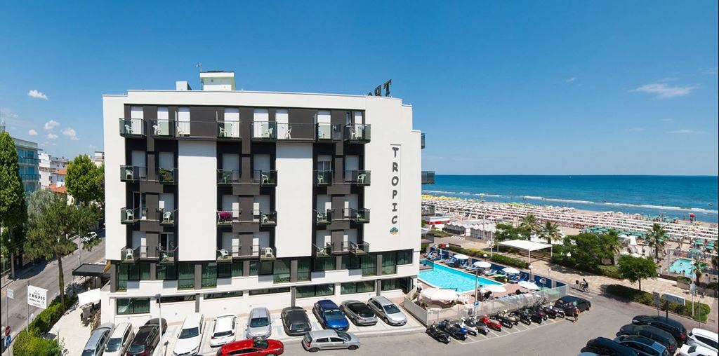 ANCORA, Itálie, Riccione, hotel TROPIC