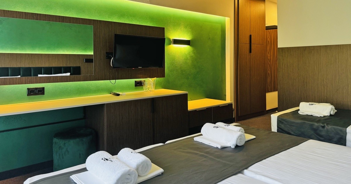 Hotel Atliman Beach Park