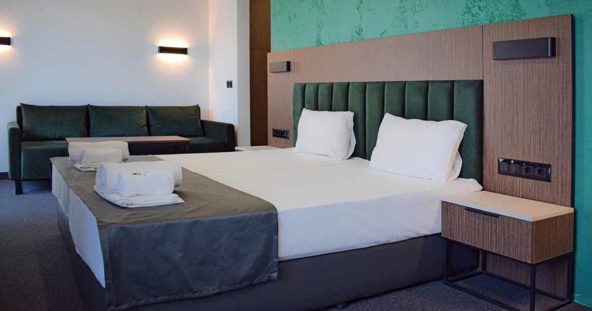 Hotel Atliman Beach Park