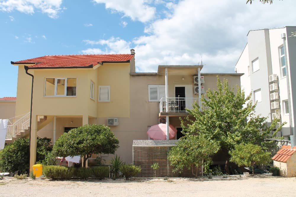 Pokoje s polopenzí Ljuba