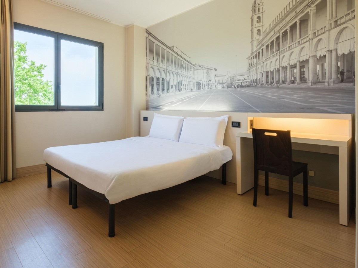 Hotel B&B Hotel Faenza - Emilia Romagna