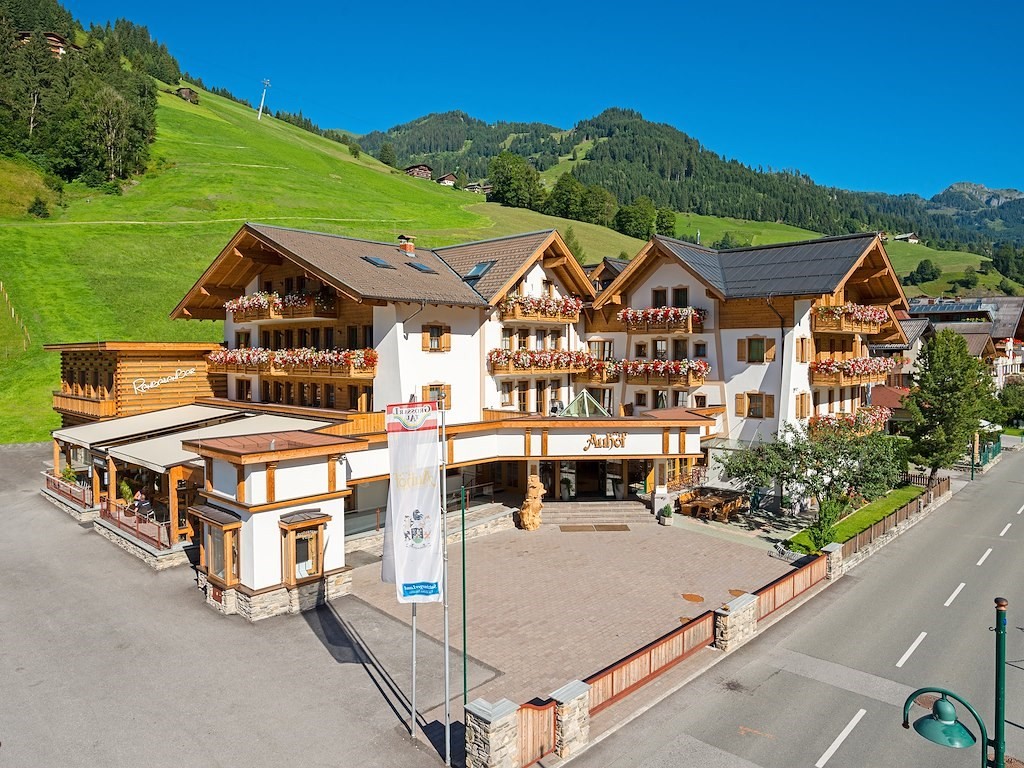 Auhof Sommer 2016 NEU_b.jpg