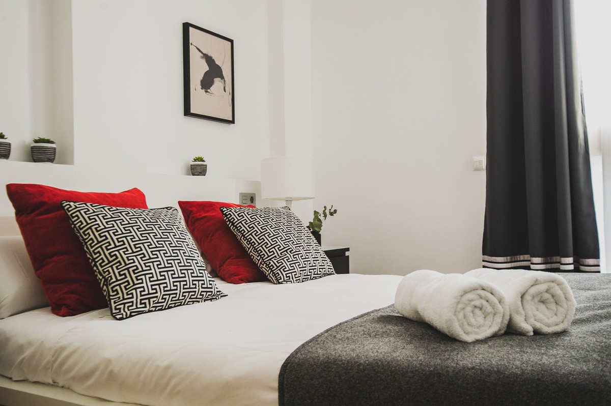 Hotel Apartamentos Torre de la Plata - Sevilla