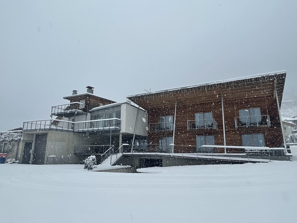 BZO-B00197-Winter (4).jpg