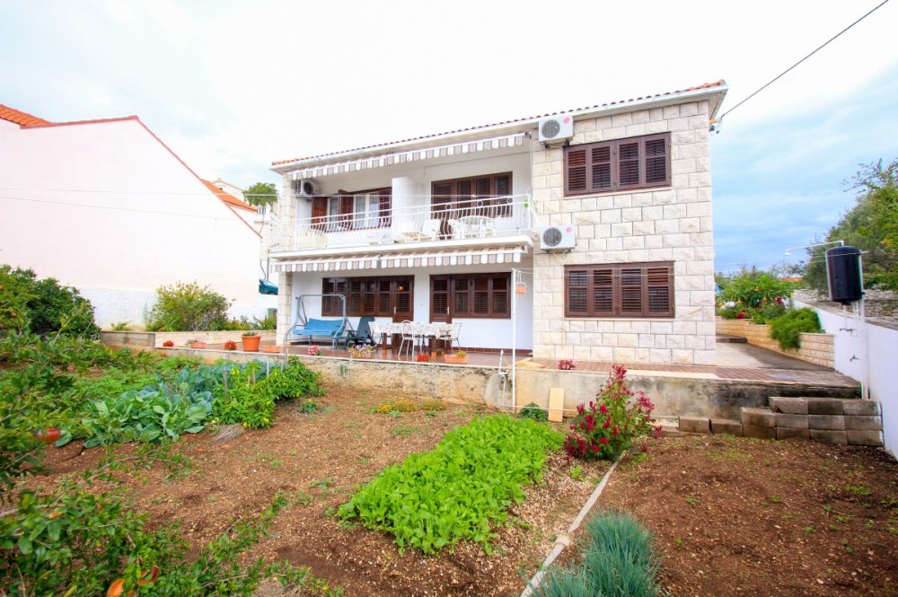 Hotel Apartmány Mimi - Sumartin