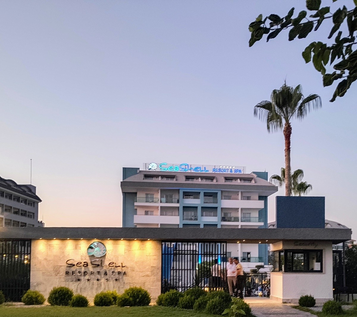 Hotel Seashell Resort & Spa