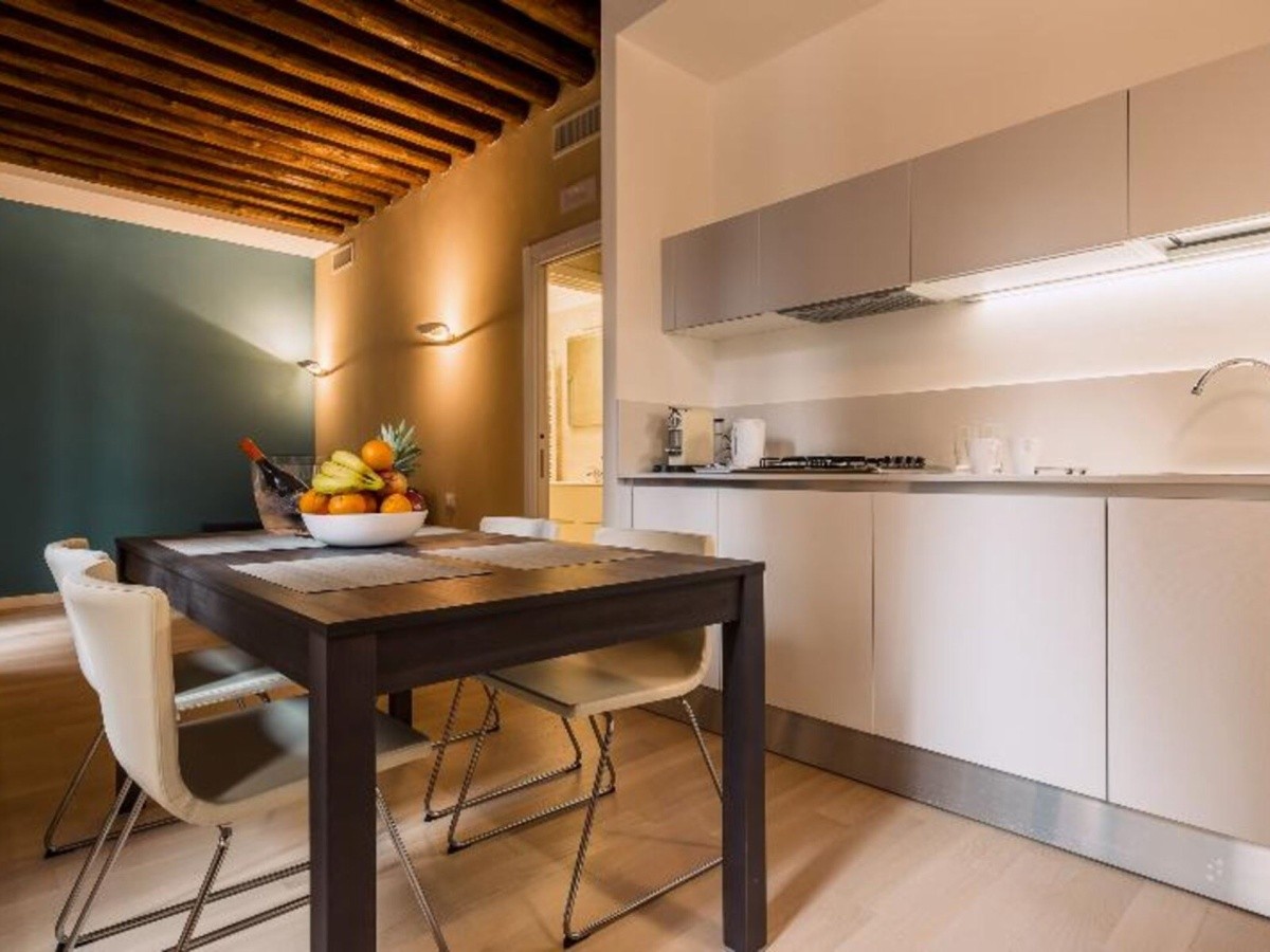 Hotel Charming Palace Corte del Teatro (Venice)