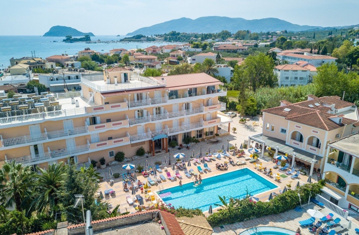 Hotel Ionis Art