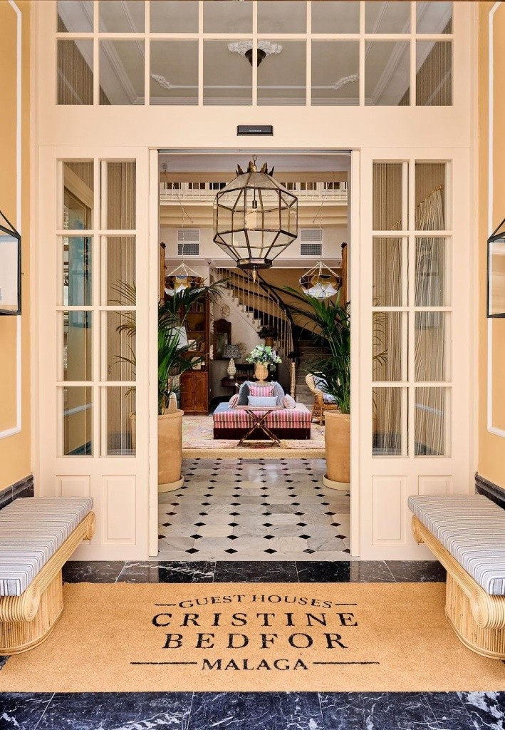 Hotel Cristine Bedfor Malaga - gallery