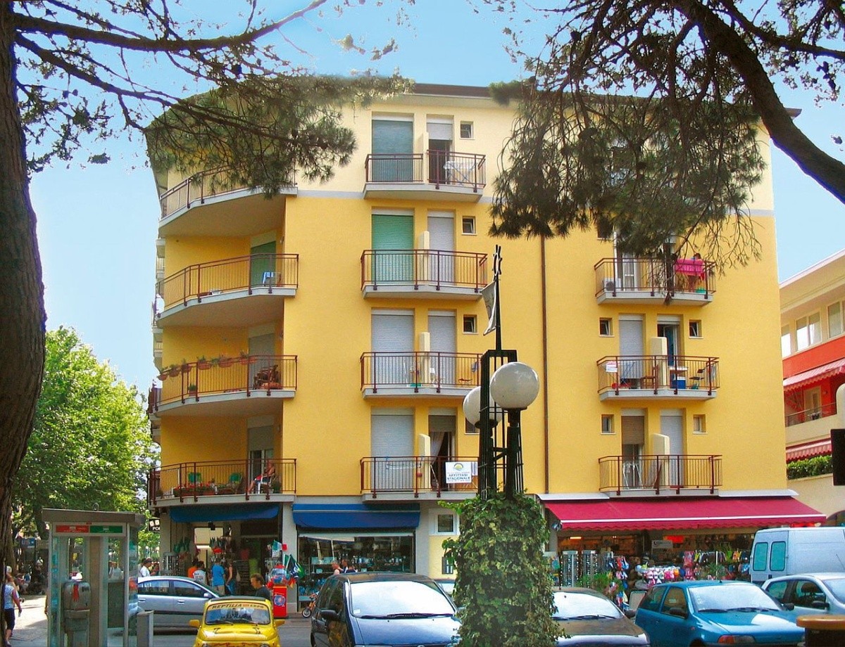 1627900599_bibione-appartamenti-delfino-kozmapolitan-olasztravel-1