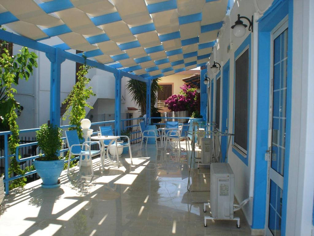 Hotel Ikonomakis Apartments