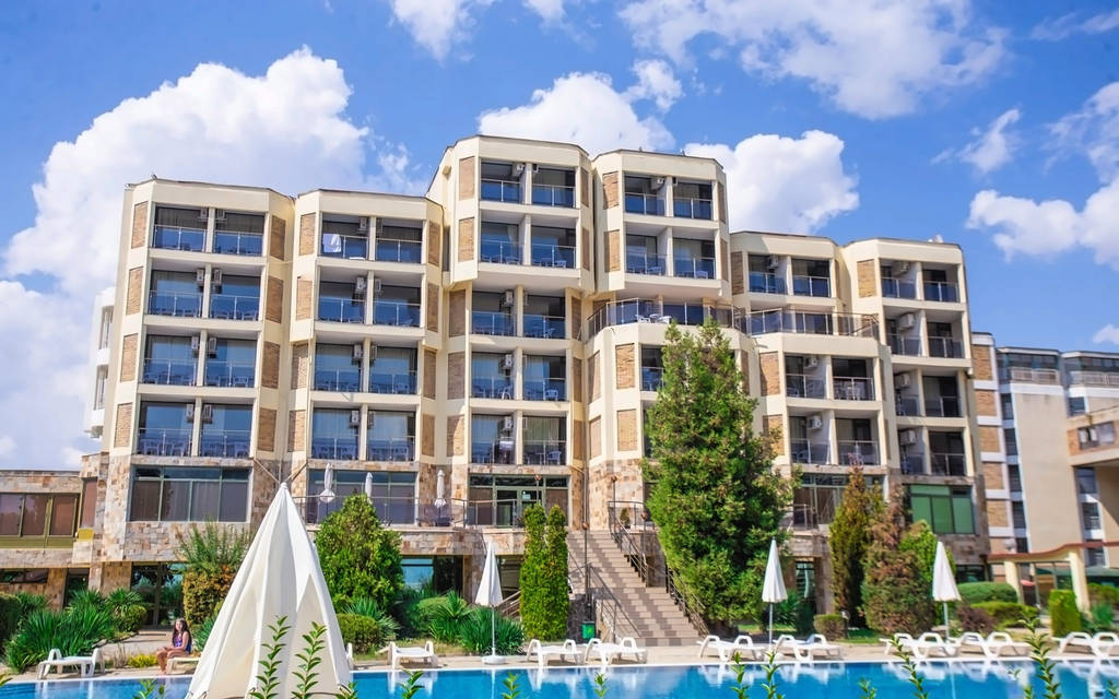 Hotel Amfibia Beach