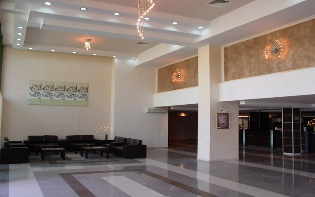 Hotel Amfibia Beach