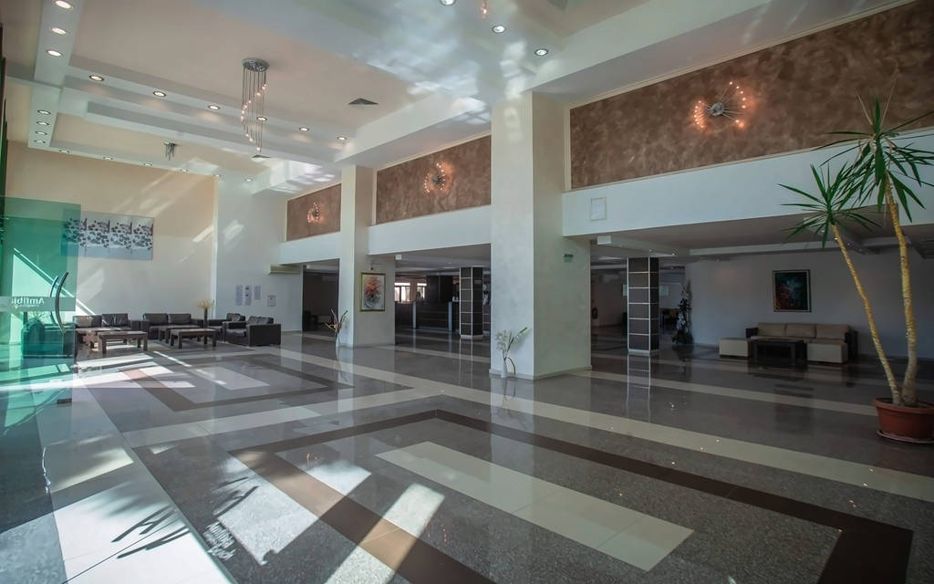 Hotel Amfibia Beach