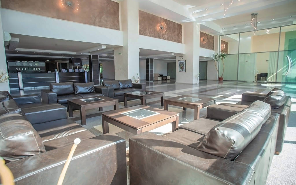 Hotel Amfibia Beach