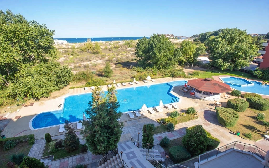 Hotel Amfibia Beach