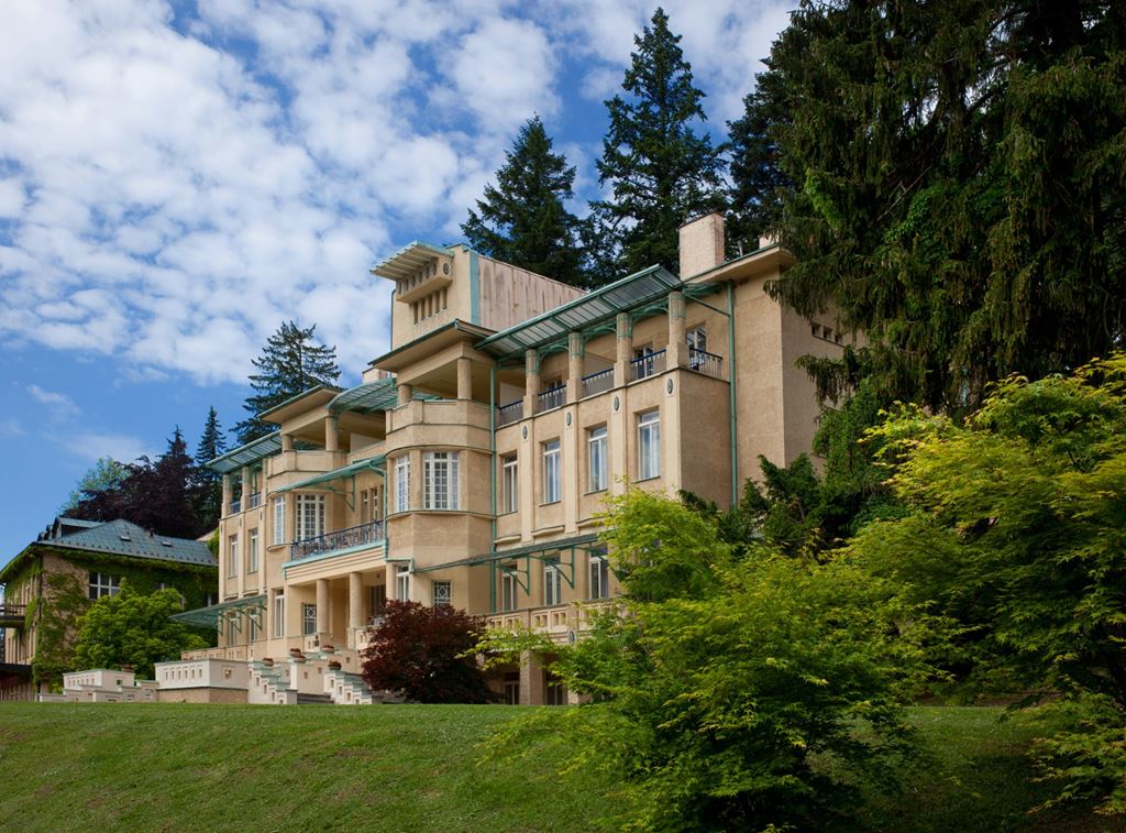 Dům Bedřicha Smetany, Luhačovice, Dovolená s CK Geovita