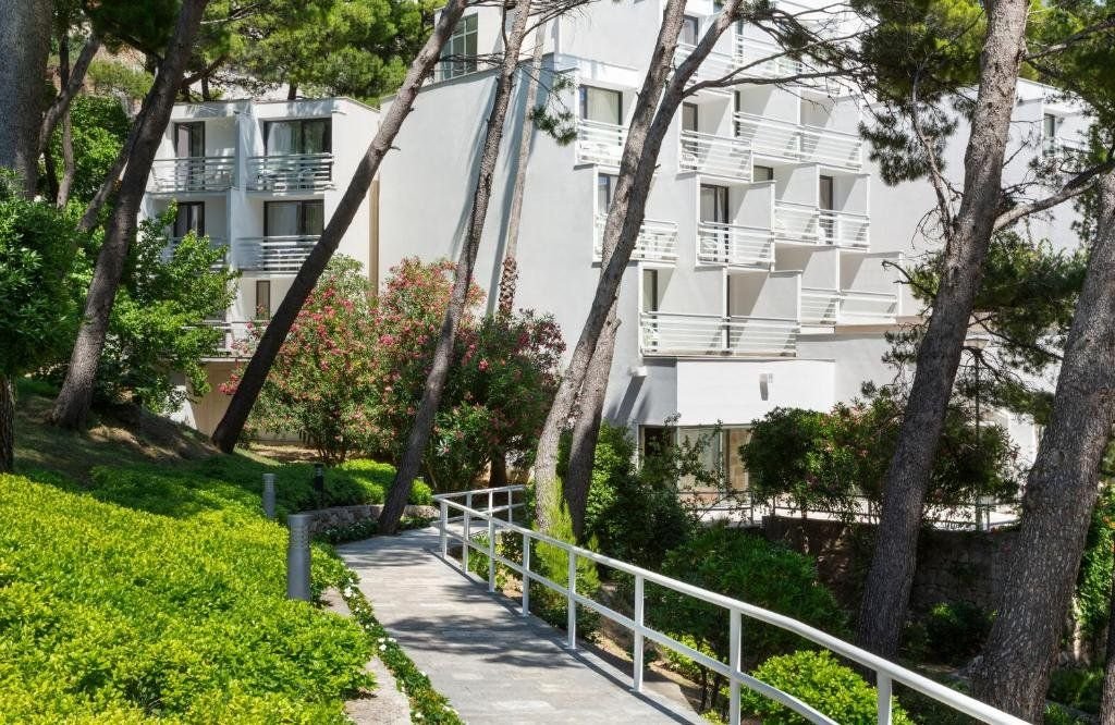 Hotel Bluesun Mala Berulia
