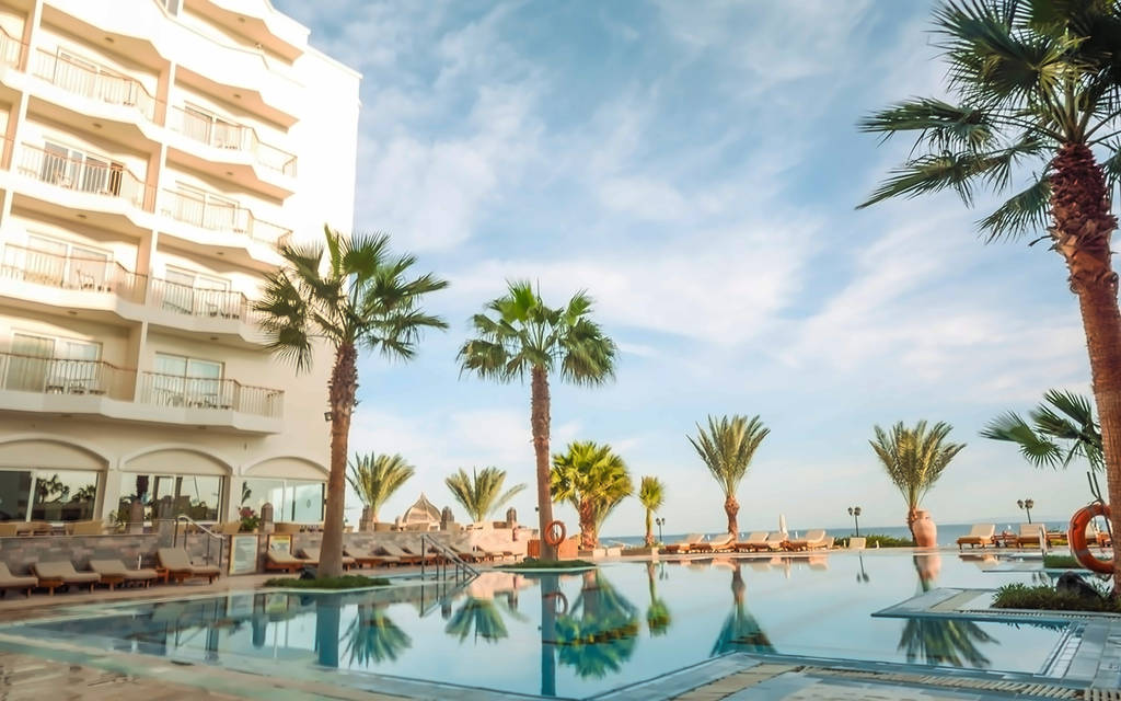 Hotel Royal Star Beach Resort