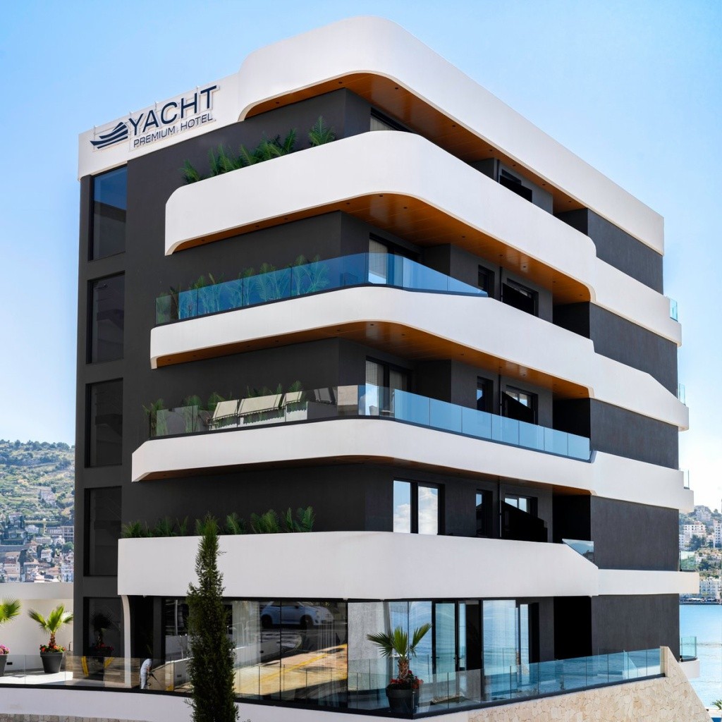 Al Yacht Premium Hotel - gallery