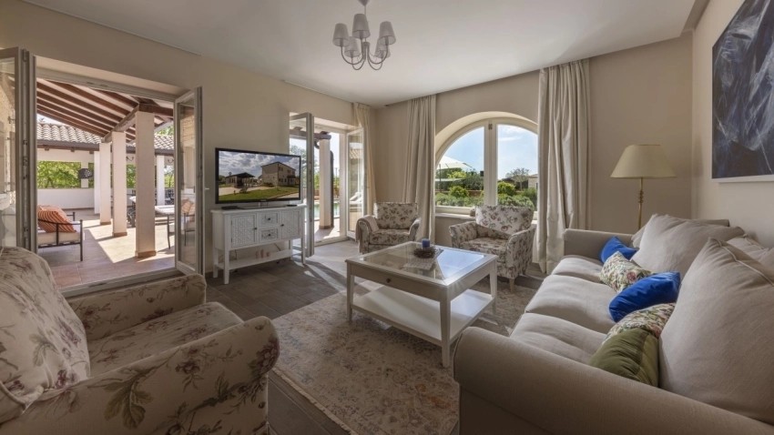 Hotel Villa Ema (Čabrunići)