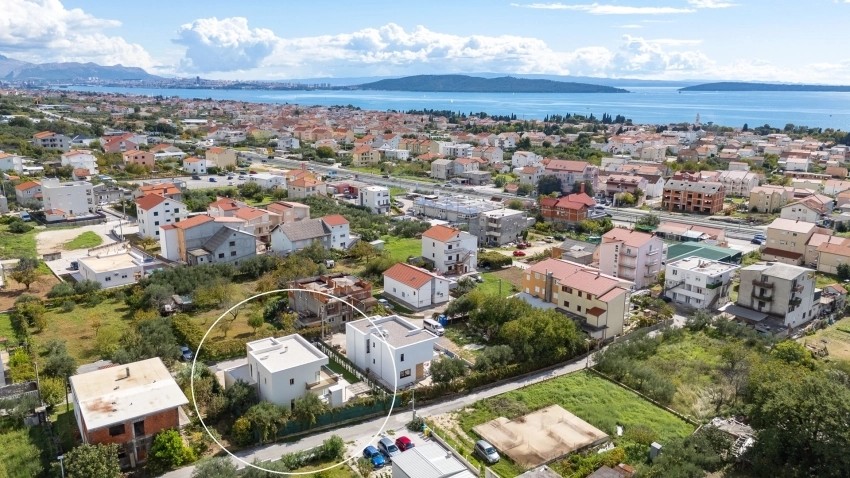 Hotel Villa Veluri (Kaštel Lukšić)