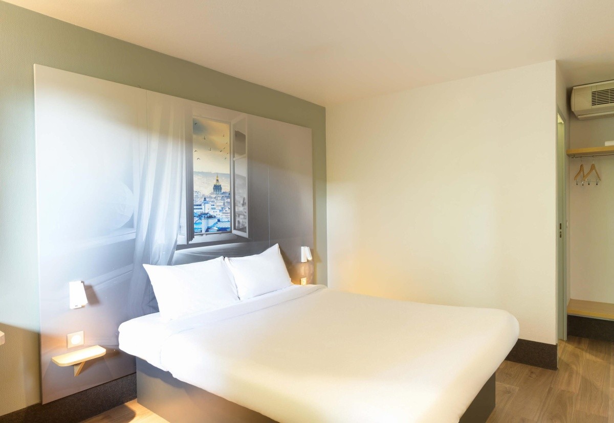 Hotel B&B PONTAULT-COMBAULT