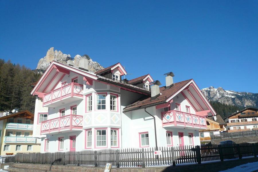 Hotel Rezidence Villetta Giumella - Pera di Fassa