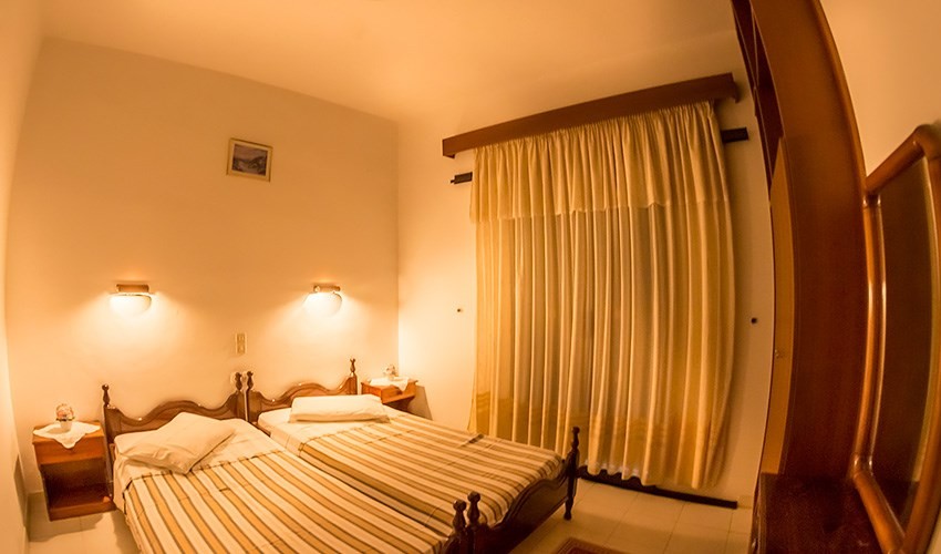 Hotel Studia Draganikos