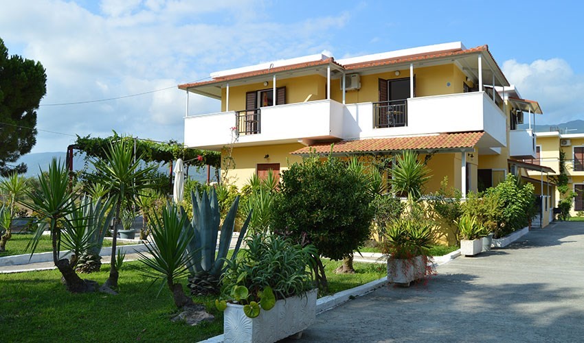 Hotel Studia Draganikos