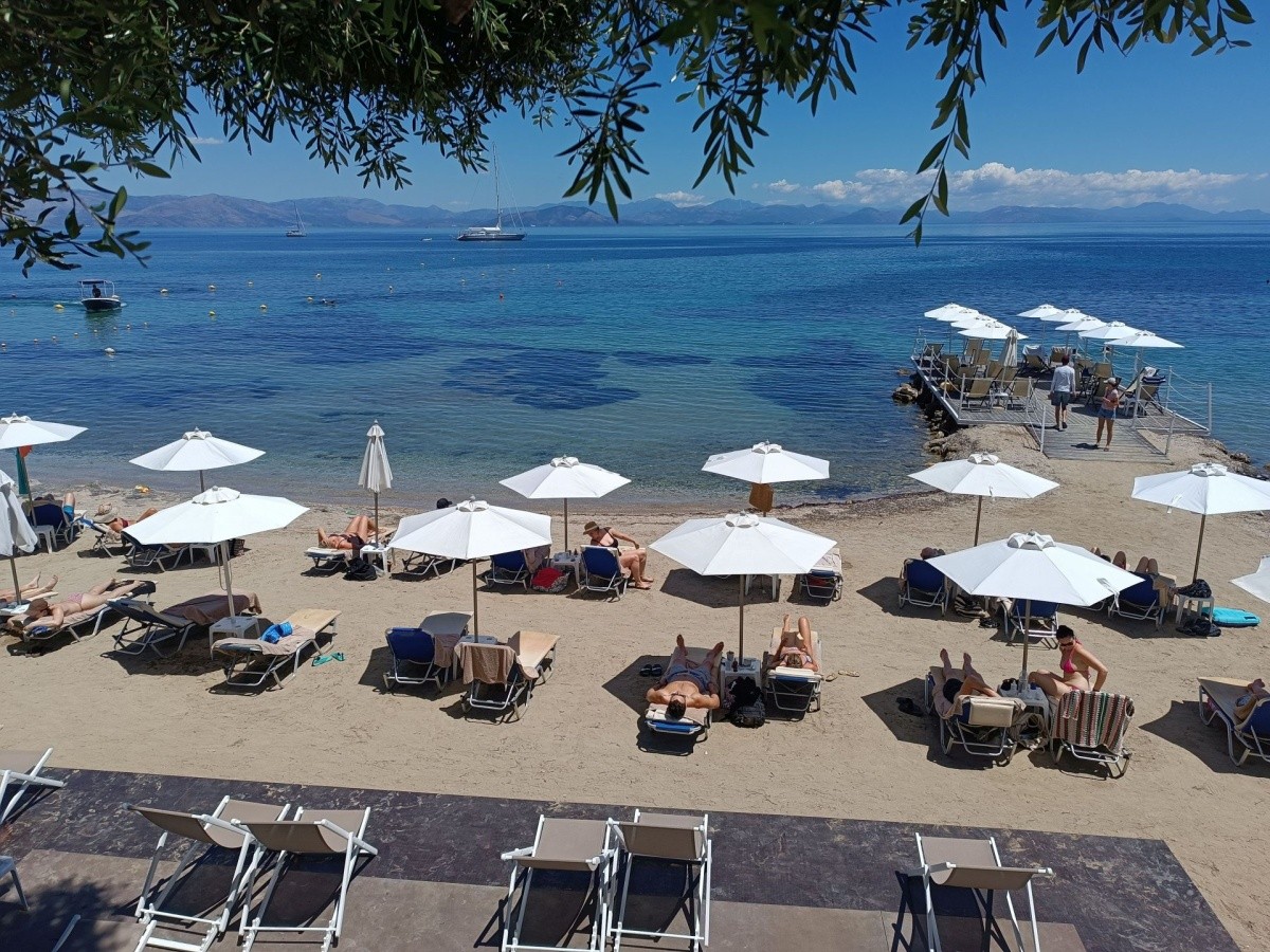 Hotel Aeolos Beach Resort