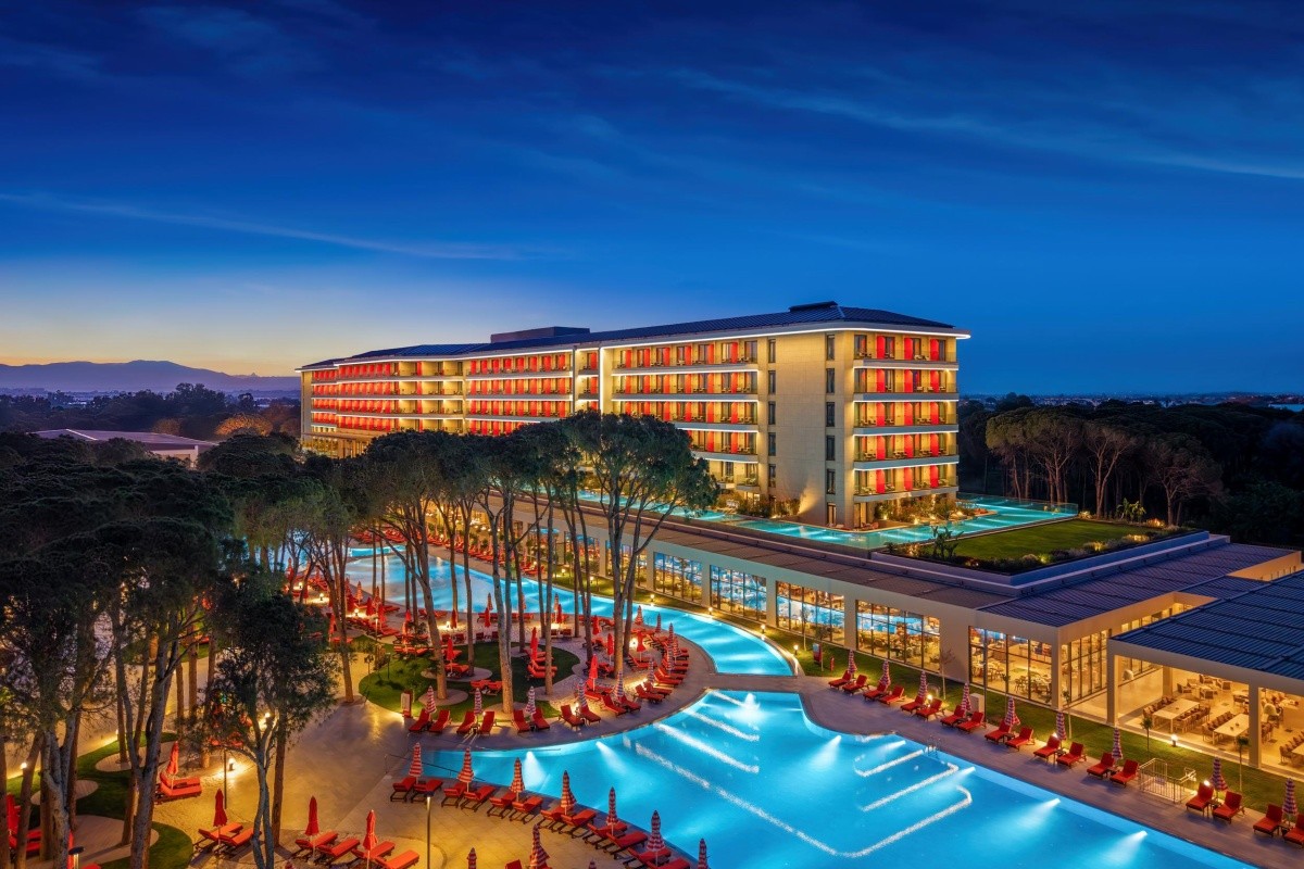 Hotel Trendy Perge Resort & Suites