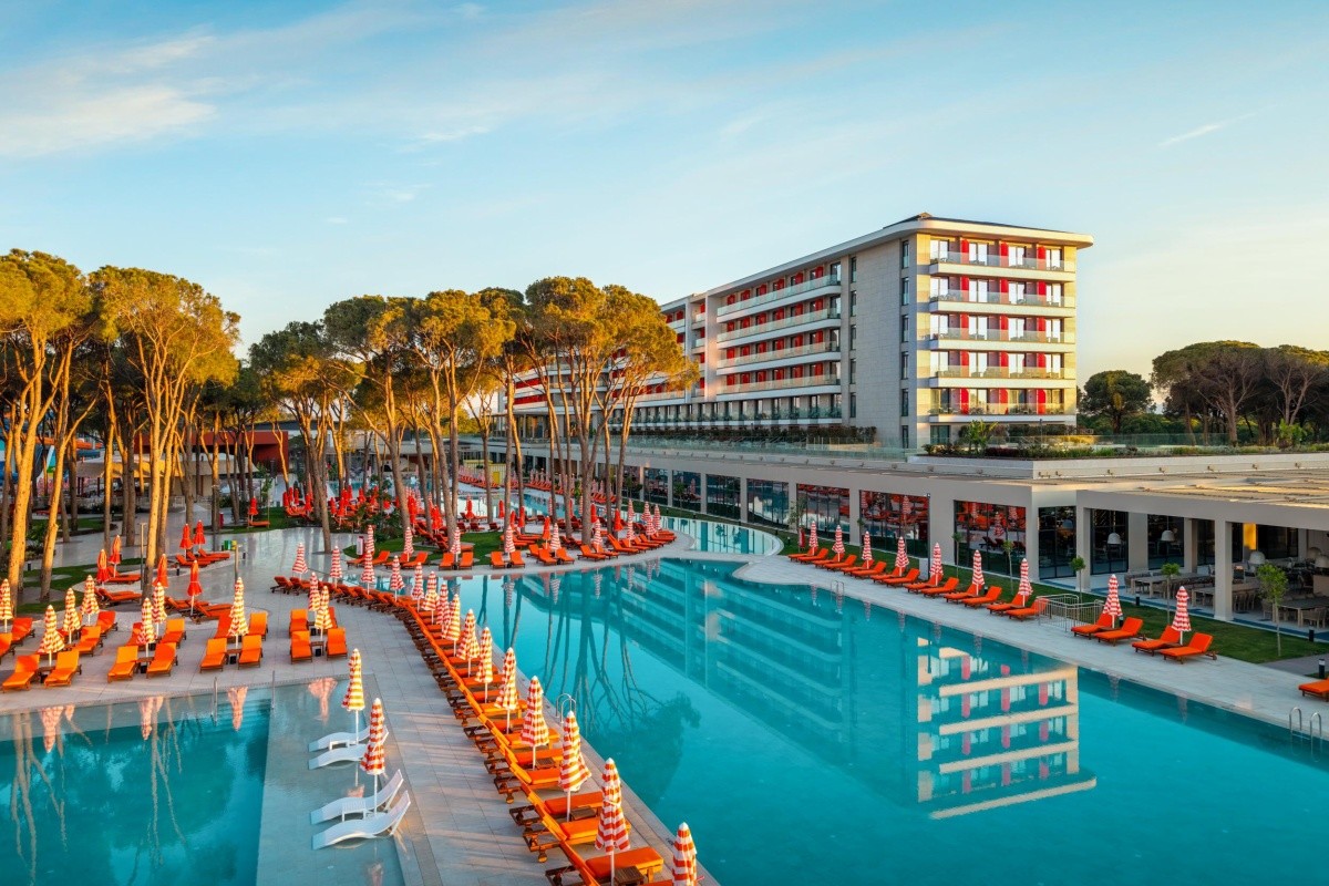 Hotel Trendy Perge Resort & Suites