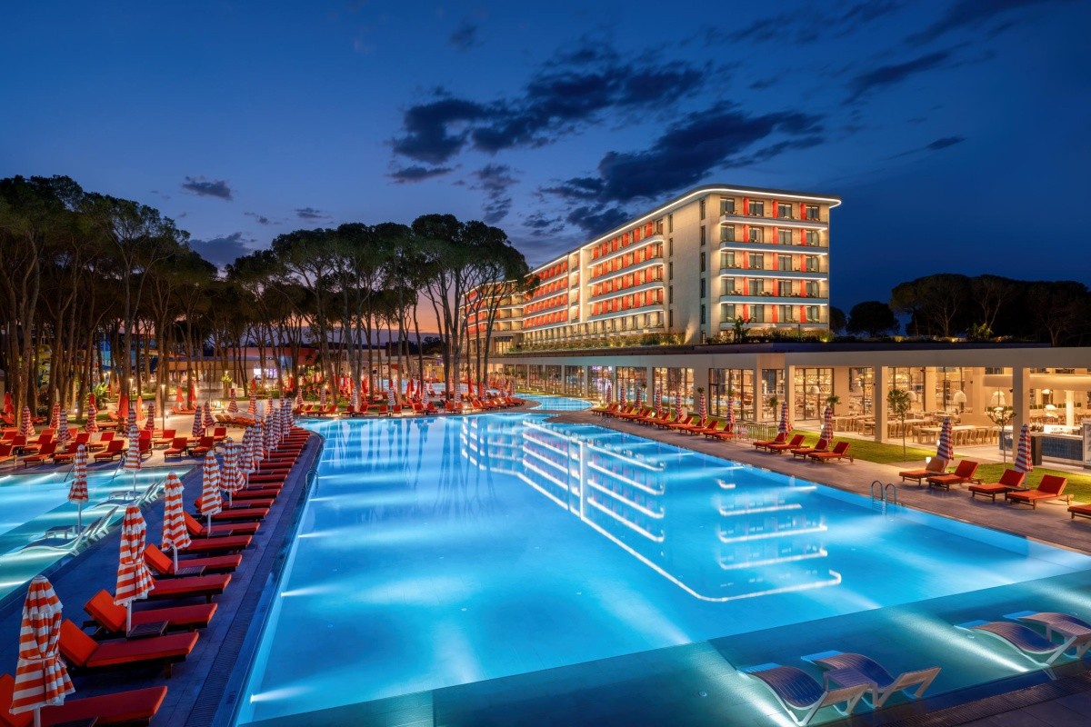 Hotel Trendy Perge Resort & Suites