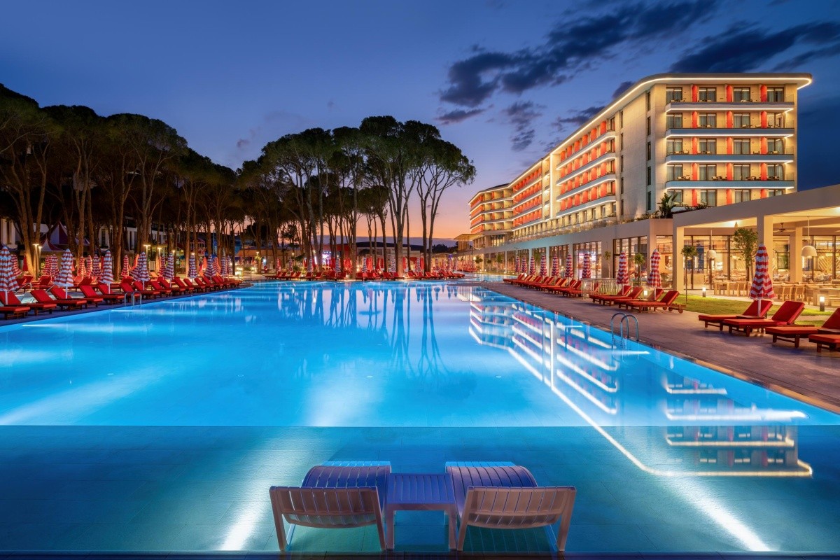 Hotel Trendy Perge Resort & Suites