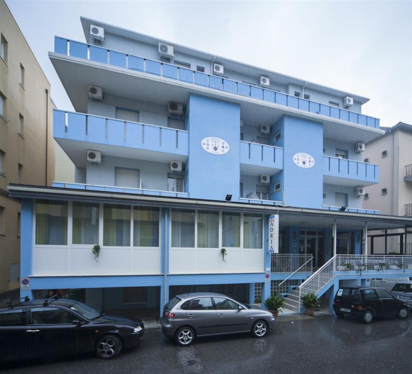 Hotel ADRIA MARE Rivazzurra di Rimini - dovolenka autobusovou alebo individuálnou dopravou CK TURANCAR