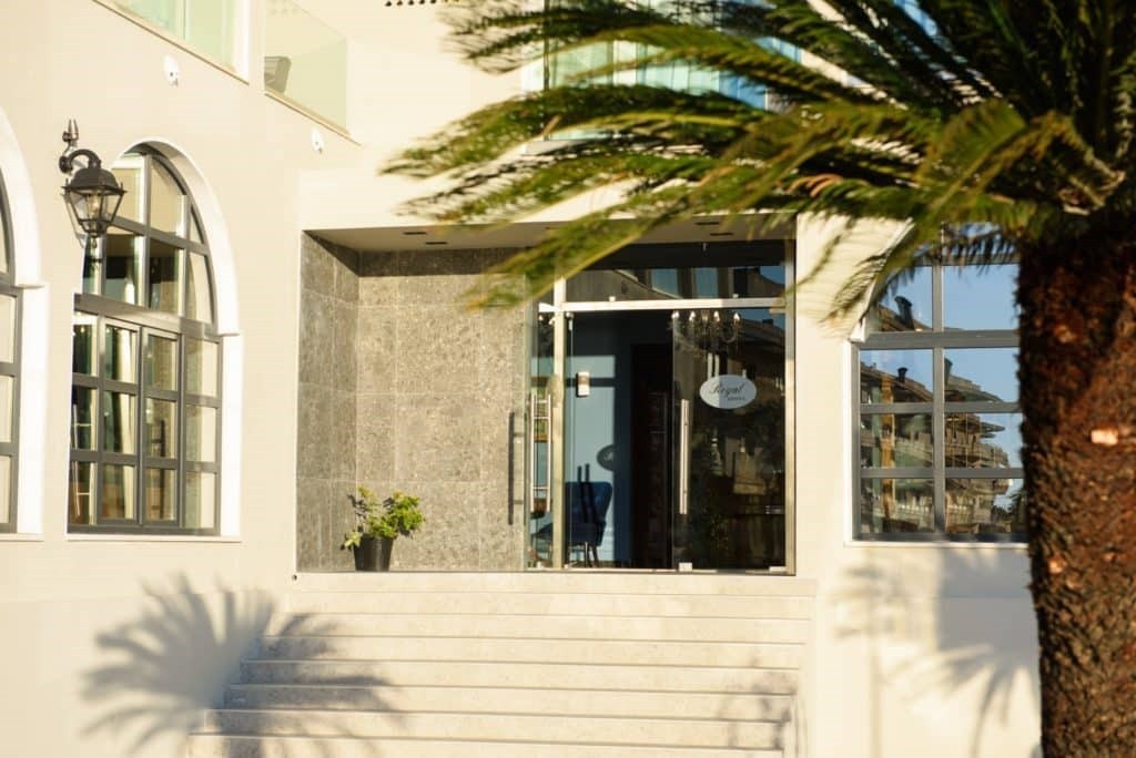 Hotel The Royal Grand