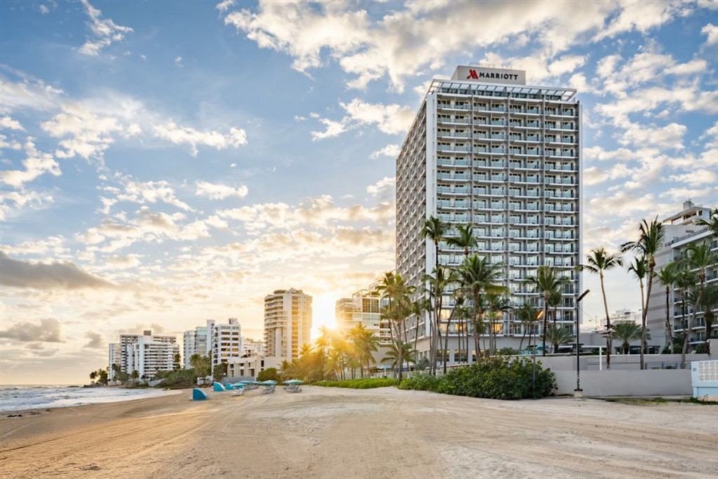 San Juan Marriott Resort & Stellaris Casino – hotel u pláže v Condadu.jpg