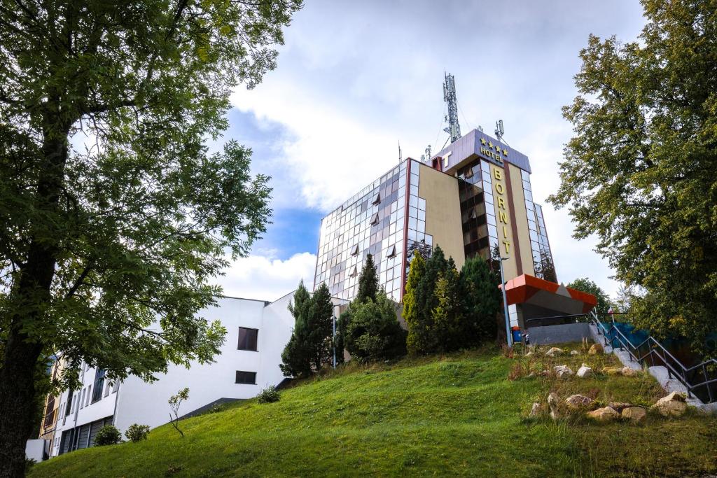 INTERFERIE SPORT HOTEL BORNIT