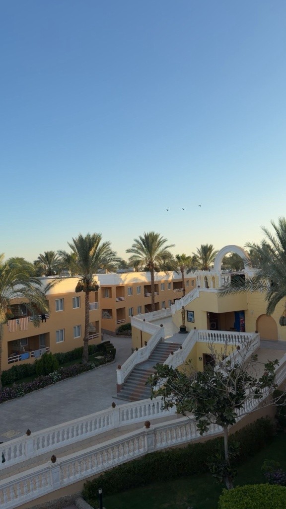 Hotel Golden Beach Resort (Ex. The Movie Gate)