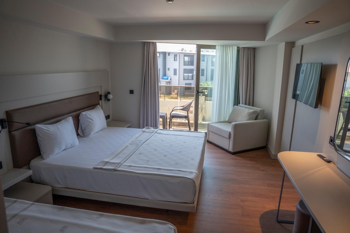 Hotel Avia Resort & Spa