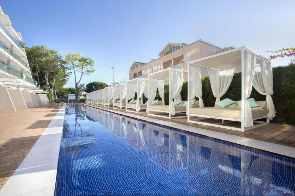 Hotel Playa De Muro Suites