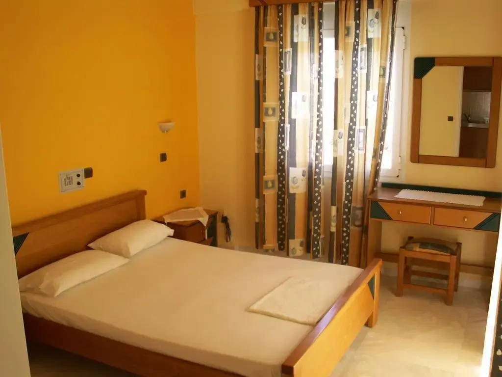 Hotel Athena