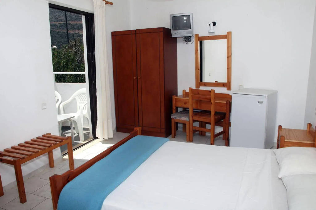 Hotel Thisvi
