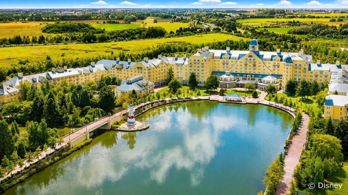 Disney Newport Bay Club + vstupenky do Disneyland Paris - gallery