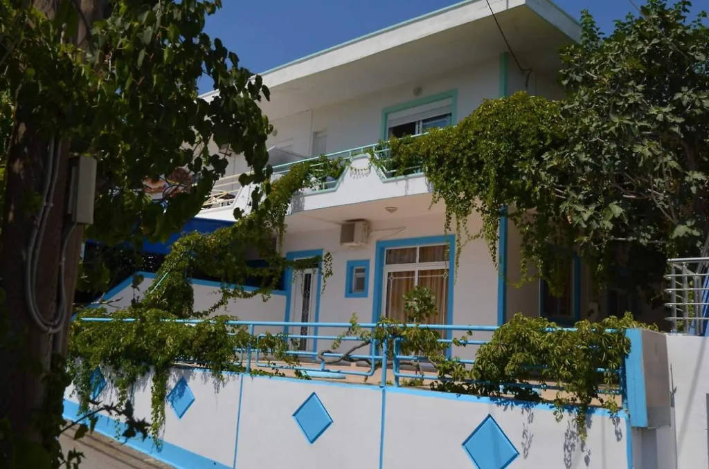 Hotel Studia Marianthi