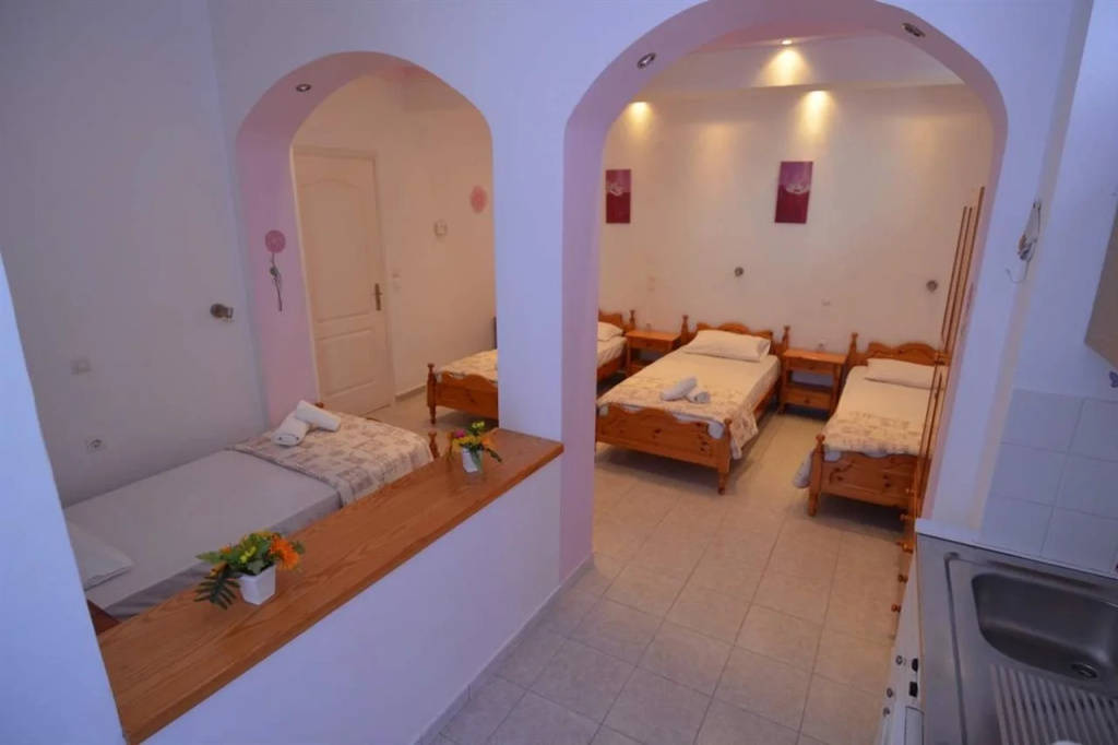 Hotel Studia Marianthi