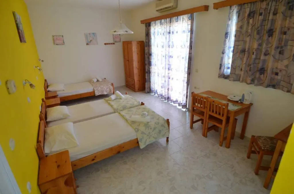 Hotel Studia Marianthi