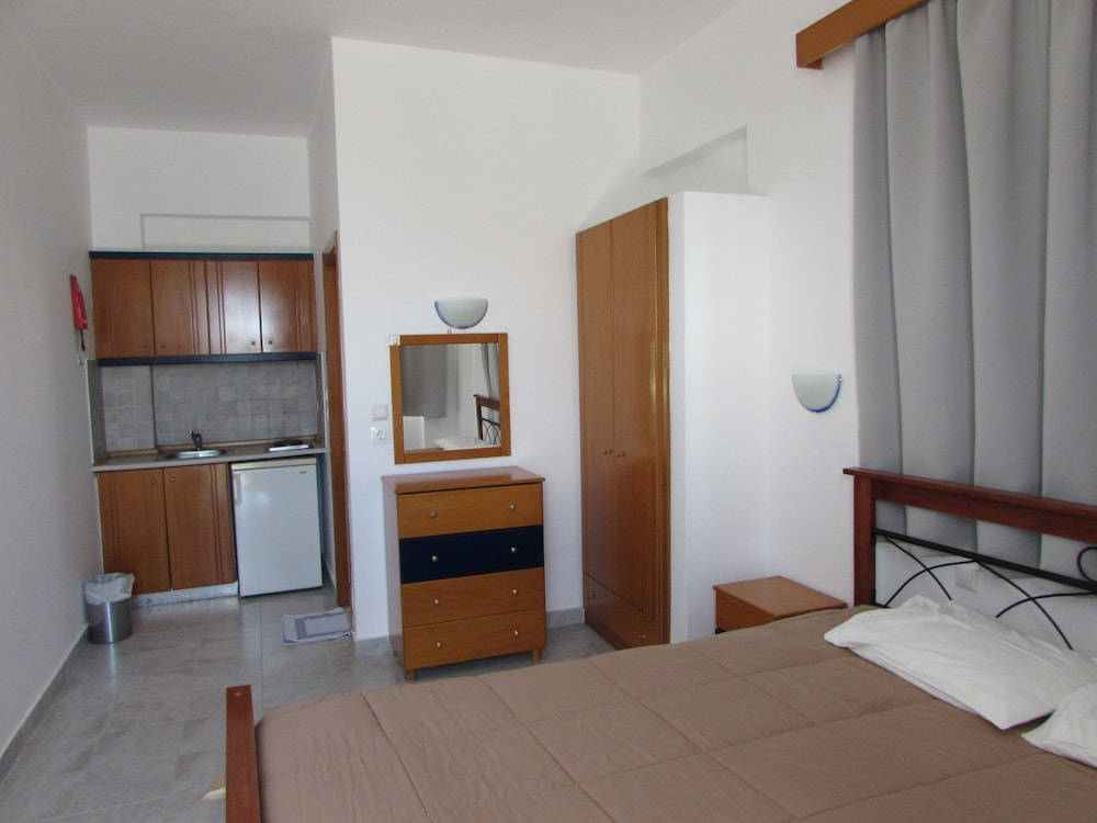 Hotel Coralli Apartments & Studios