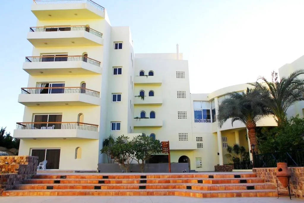 Hotel Eurotel Palm Beach Resort